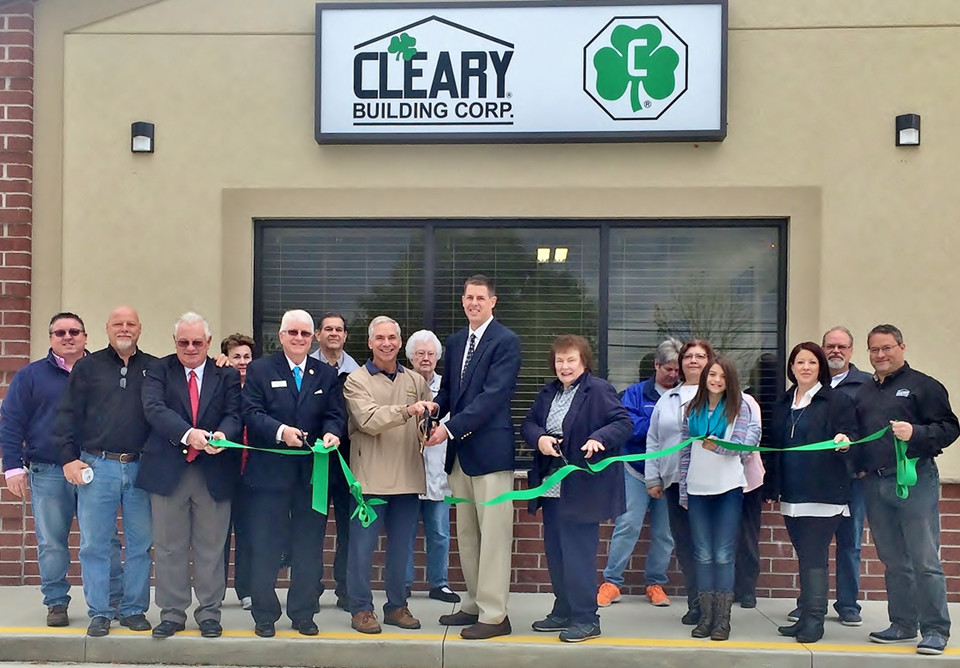 Medina Chamber of Commerce joins the Cleary Team for Ribbon Cutting Ceremony.